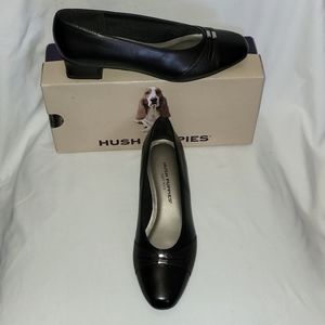 NIB sz 7.5 brown pumps